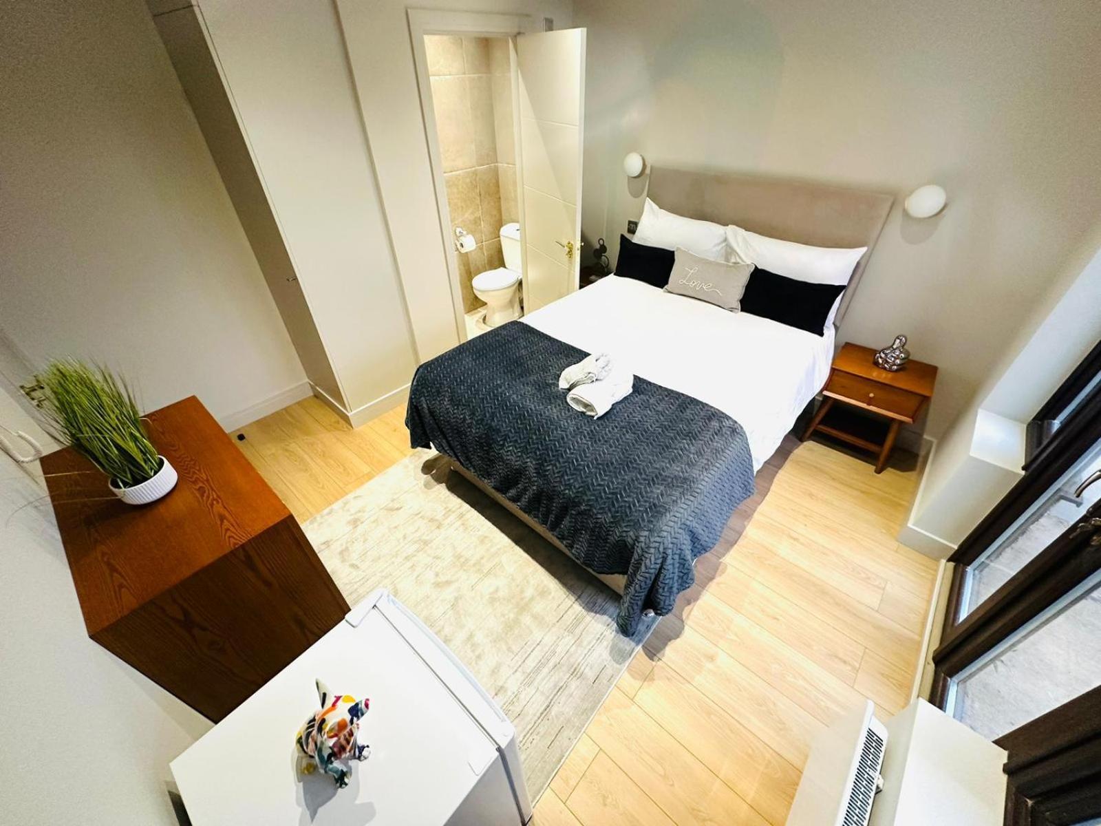Ensuite Ii Great Location Close To Eye Pensiune Londra