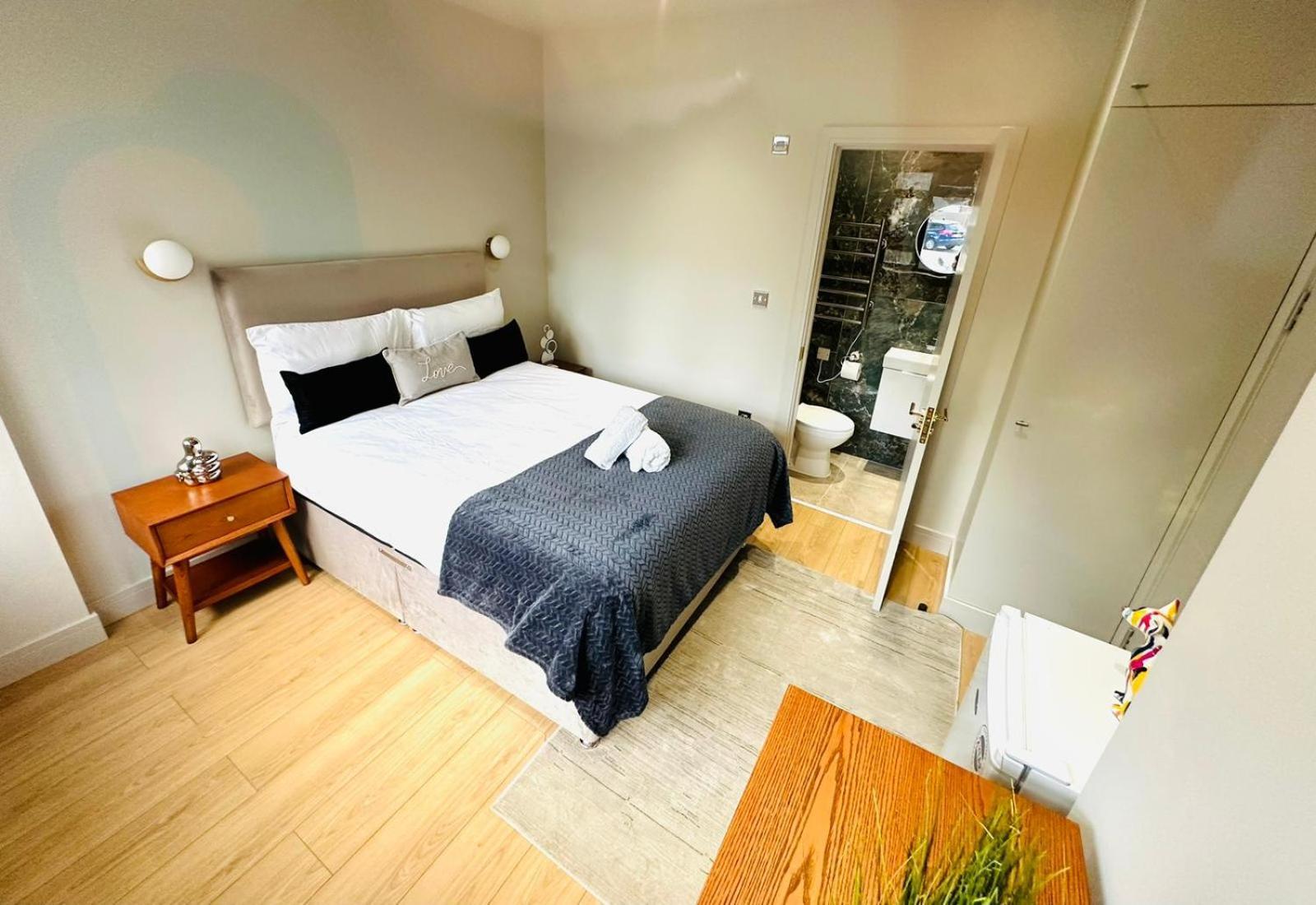 Ensuite Ii Great Location Close To Eye * Londra