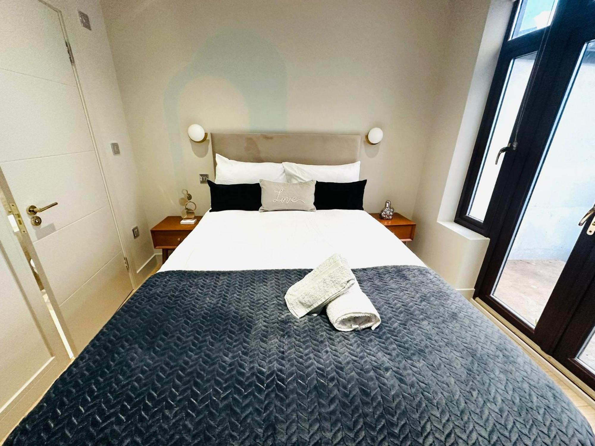 Pensiune Ensuite Ii Great Location Close To Eye