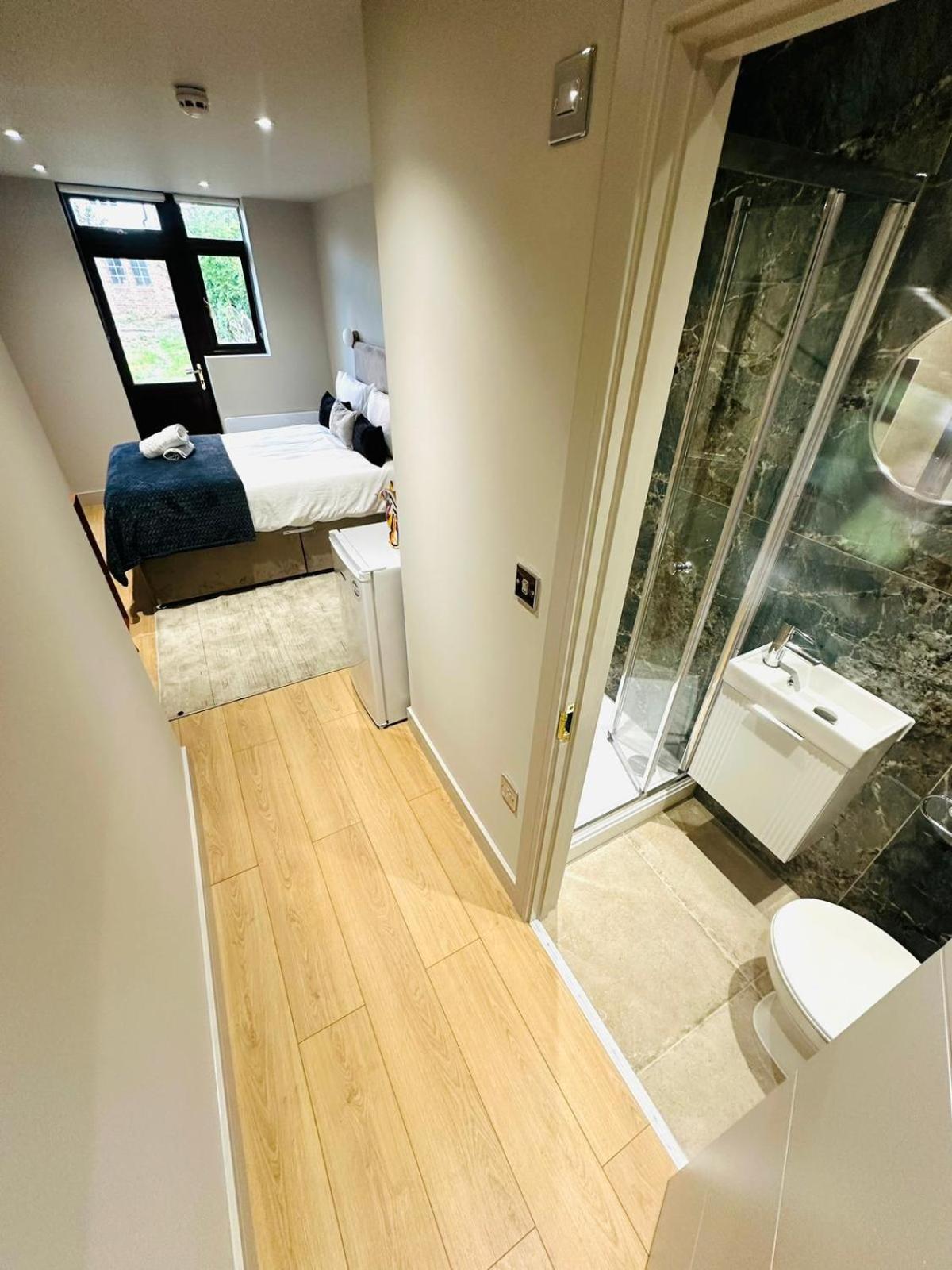 Pensiune Ensuite Ii Great Location Close To Eye