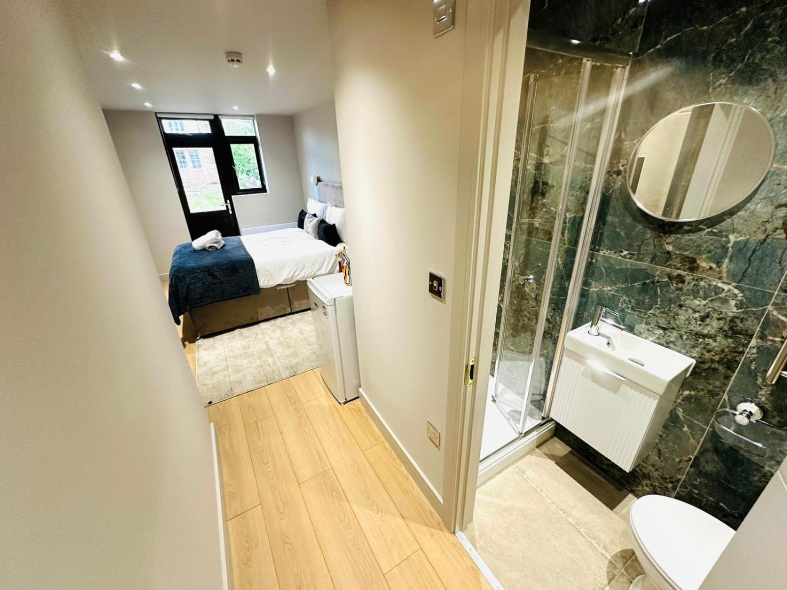 Pensiune Ensuite Ii Great Location Close To Eye